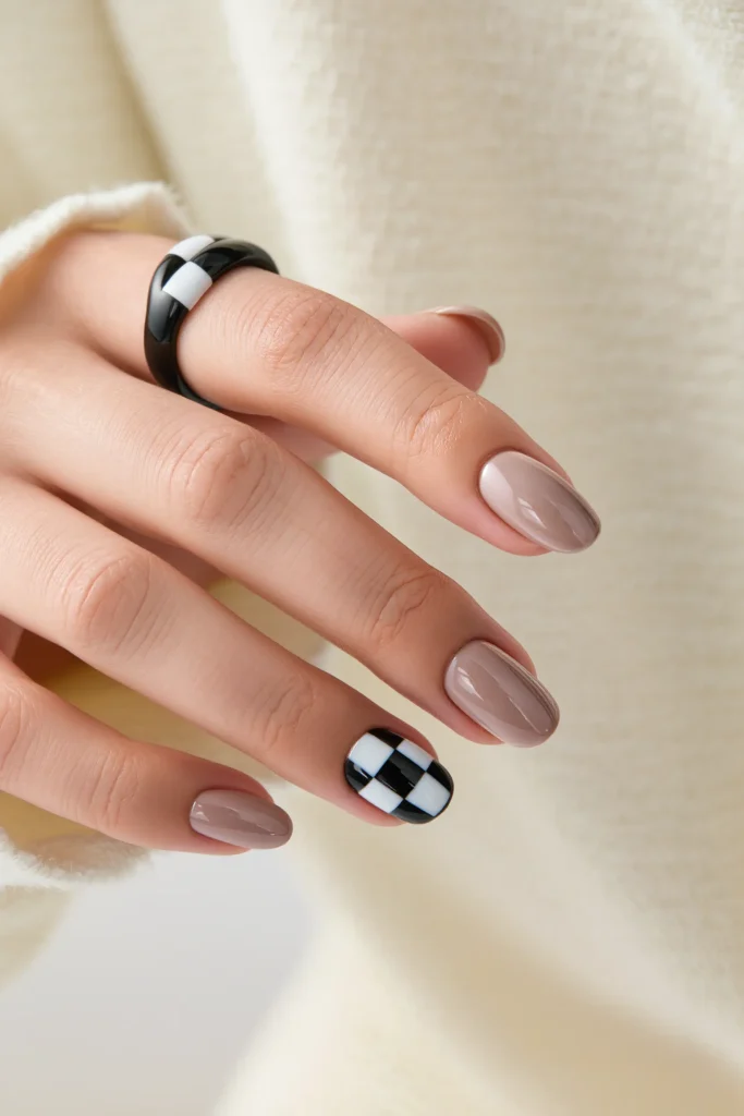Checkerboard Accent